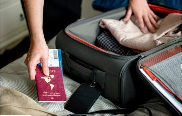 Nunca esqueça de ver a validade do seu passaporte antes de viajar! Veja mais sobre isso aqui